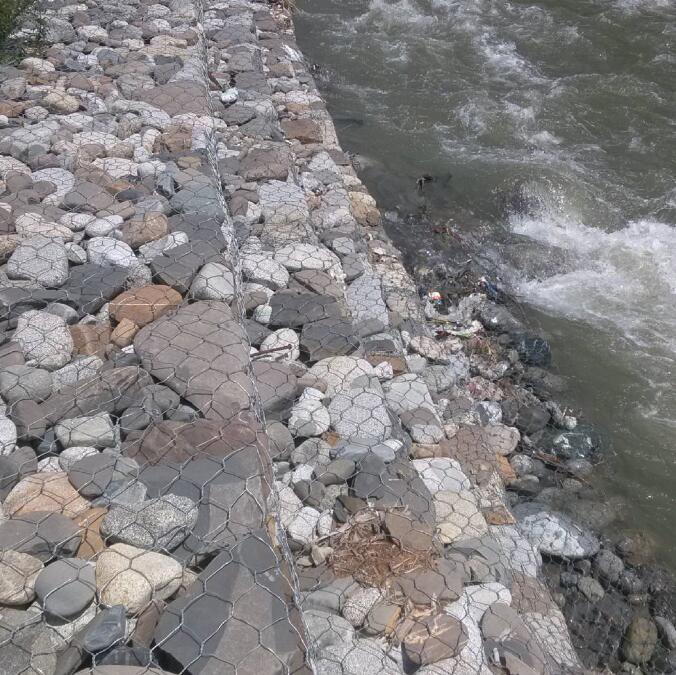 鍍高爾凡石籠網墊