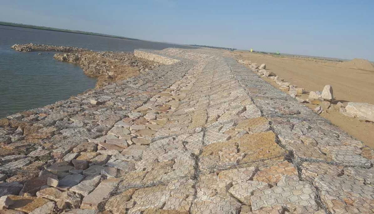 護坡石籠網15531868633 護坡石籠網15531868633